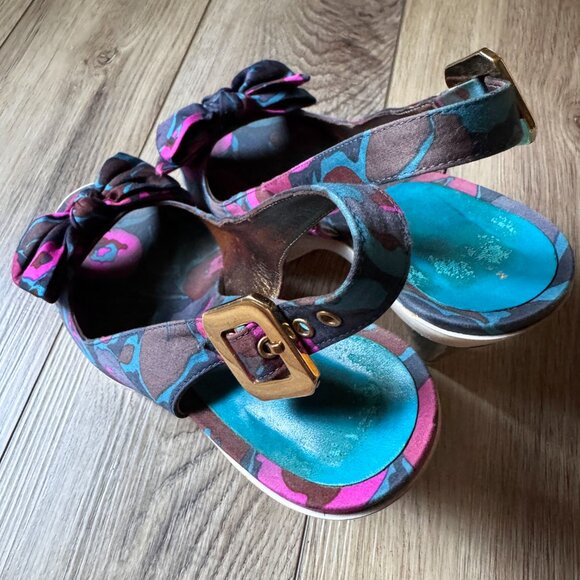 Marc by Marc Jacob’s Floral Bow Sling back Heels - Picture 4 of 7